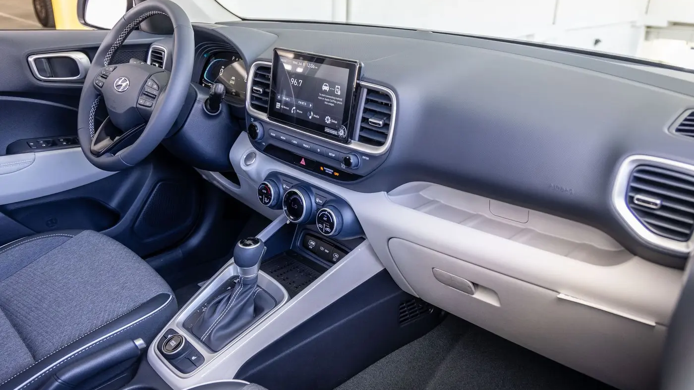 2026 Hyundai VENUE SEL