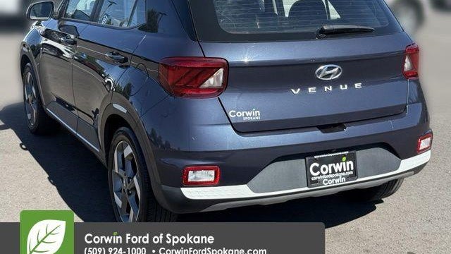 2022 Hyundai VENUE SEL