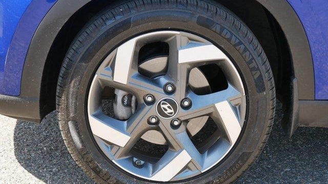 2022 Hyundai VENUE SEL