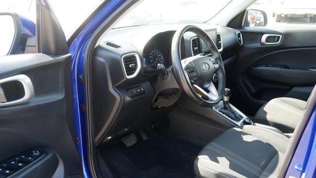 2022 Hyundai VENUE SEL