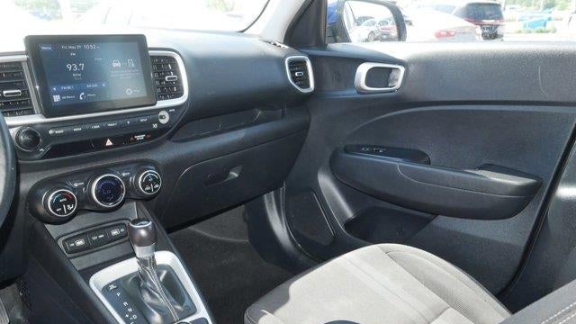 2022 Hyundai VENUE SEL