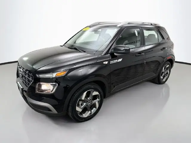 2022 Hyundai Venue - $15,107