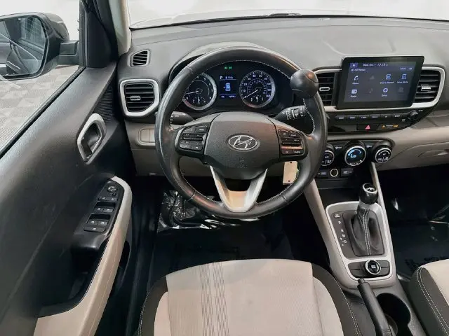 2022 Hyundai Venue - $15,107