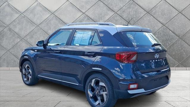 2023 Hyundai VENUE Limited