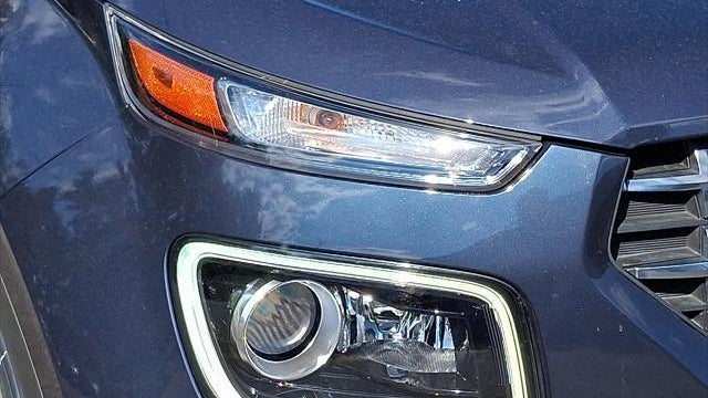 2023 Hyundai VENUE Limited