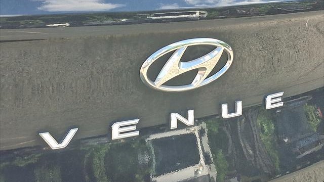2023 Hyundai VENUE Limited