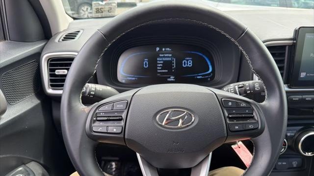 2023 Hyundai VENUE SEL