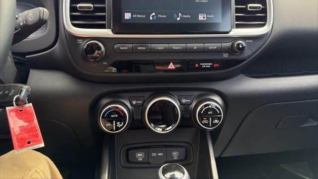 2023 Hyundai VENUE SEL