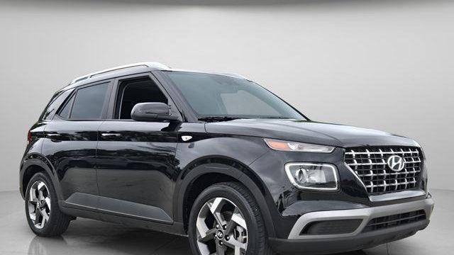 2023 Hyundai VENUE SEL