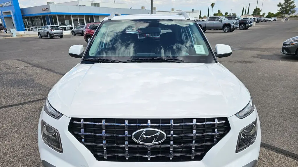 2023 Hyundai VENUE SEL