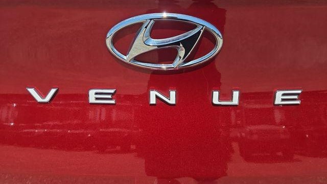 2023 Hyundai VENUE Limited