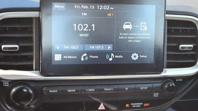 2024 Hyundai VENUE SEL