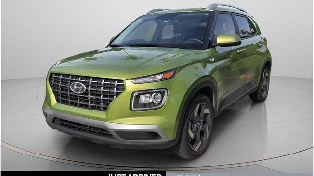 Preowned 2024 Hyundai VENUE SEL for Sale