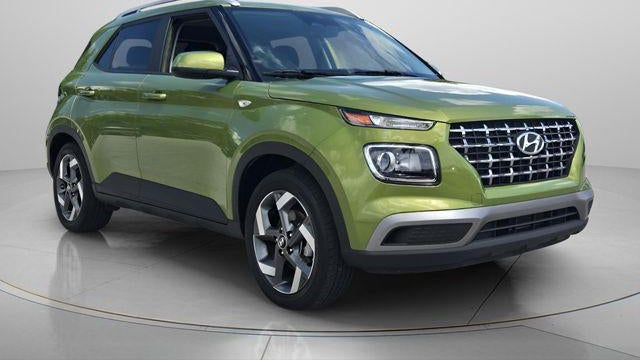 2024 Hyundai VENUE SEL