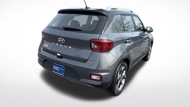 2025 Hyundai VENUE Limited