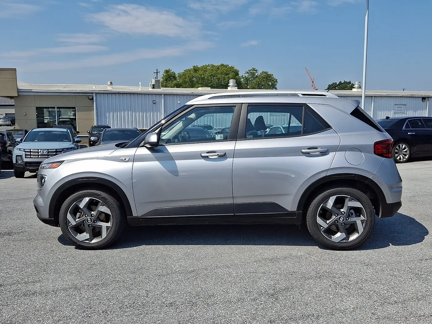 2025 Hyundai Venue - $17,550