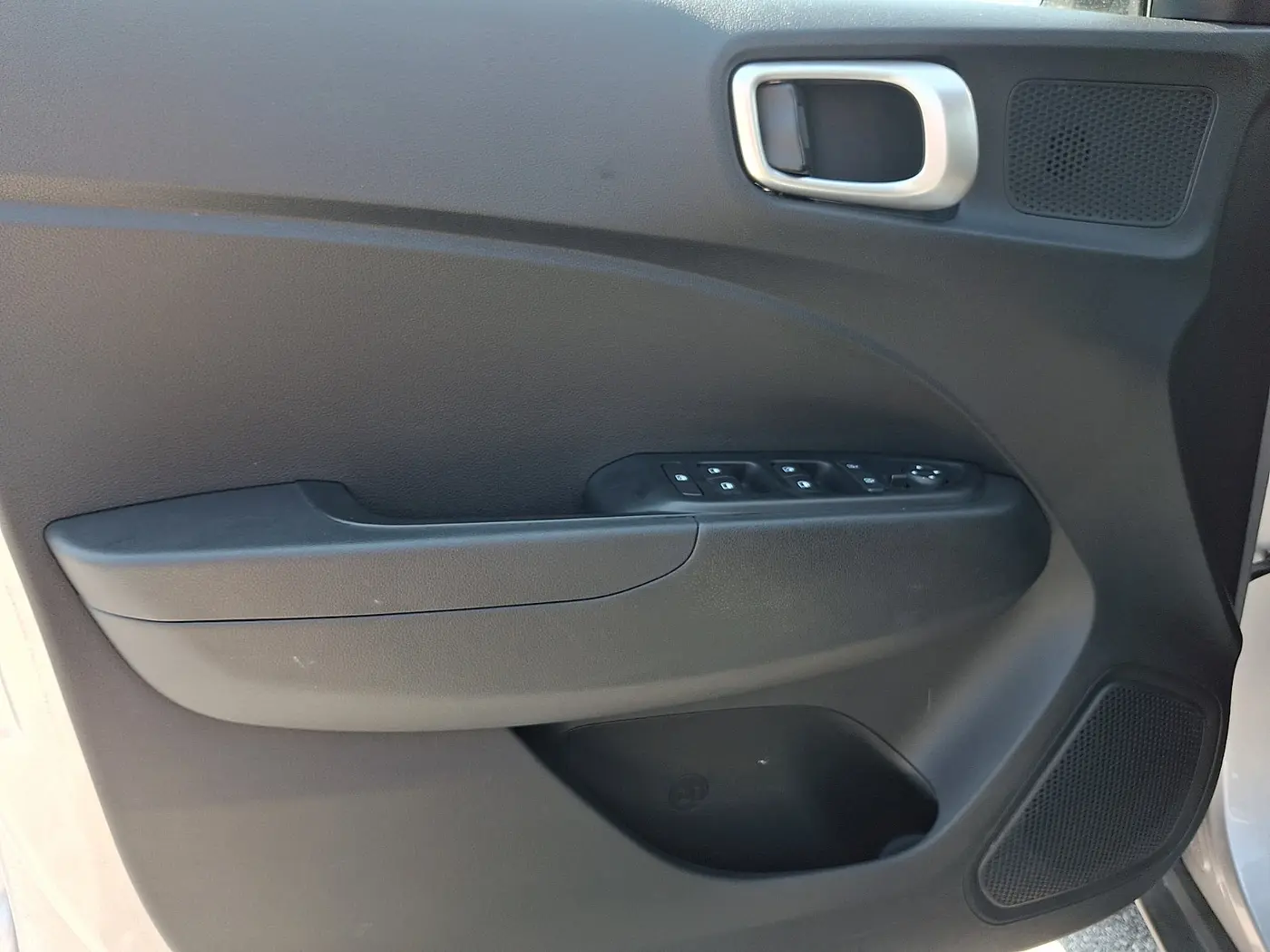 2025 Hyundai Venue - $17,550