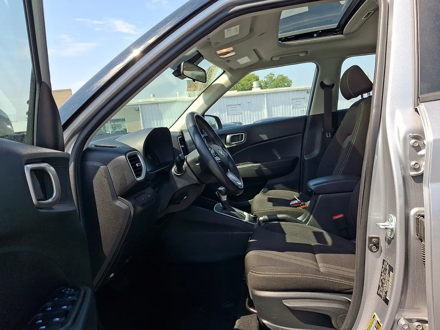2025 Hyundai Venue - $17,550