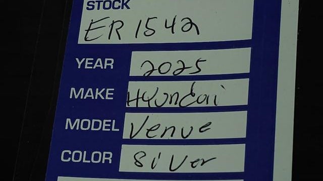 2025 Hyundai VENUE SEL