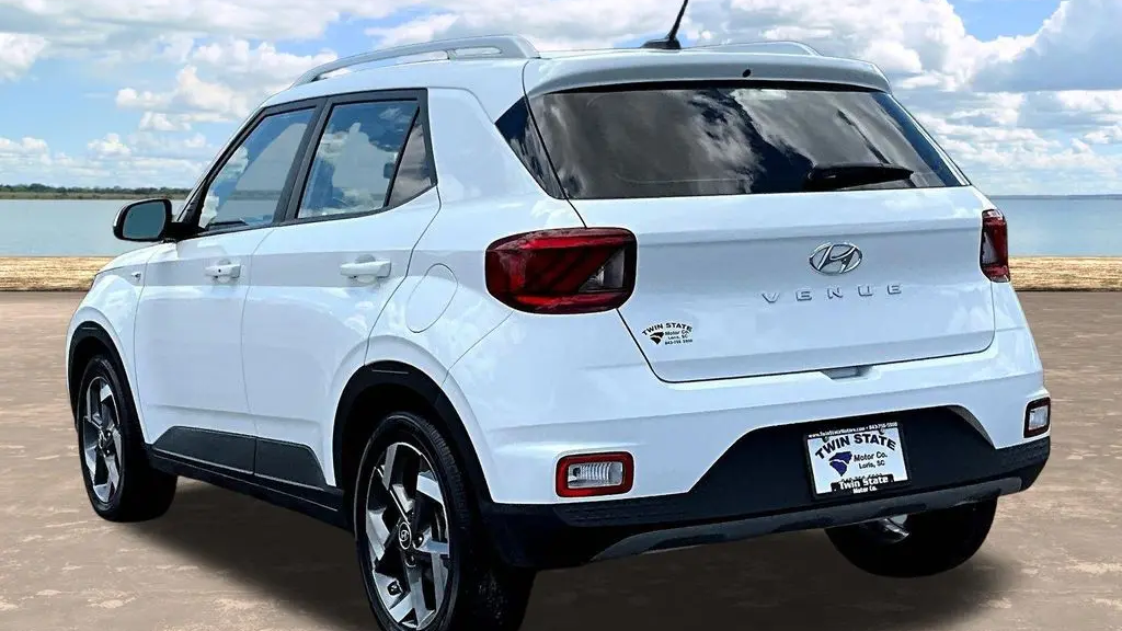 2025 Hyundai VENUE Limited
