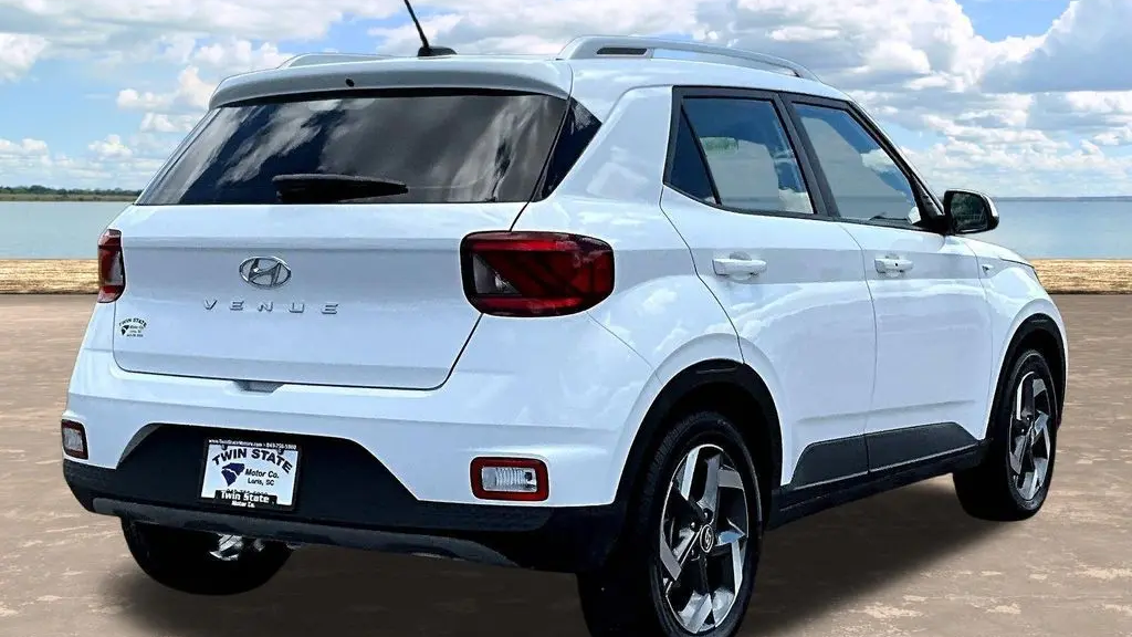 2025 Hyundai VENUE Limited