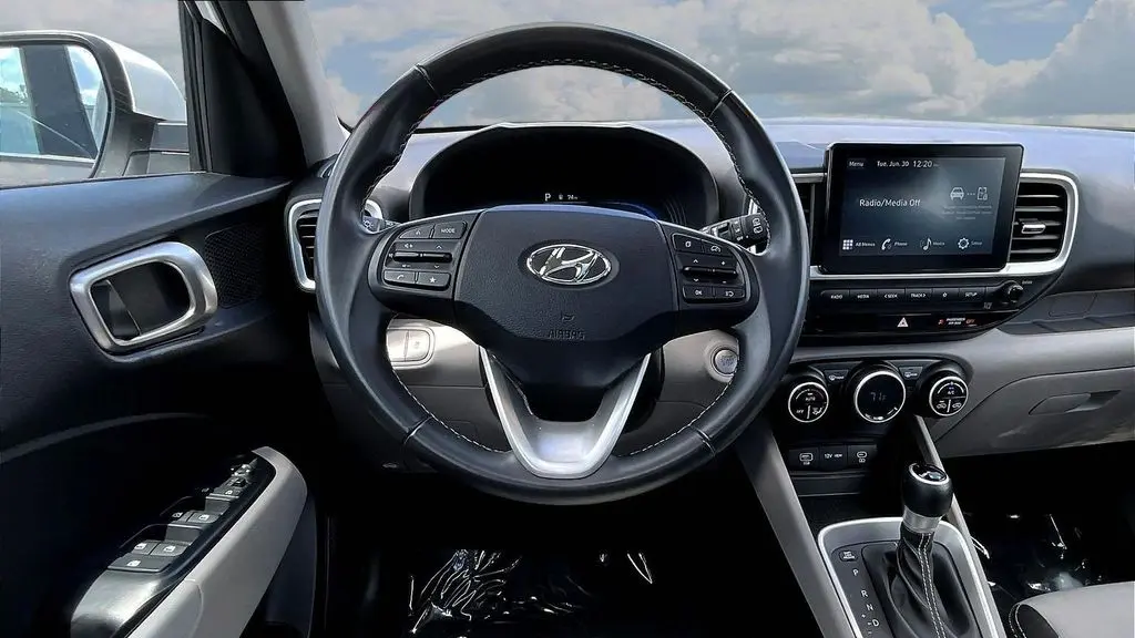 2025 Hyundai VENUE Limited