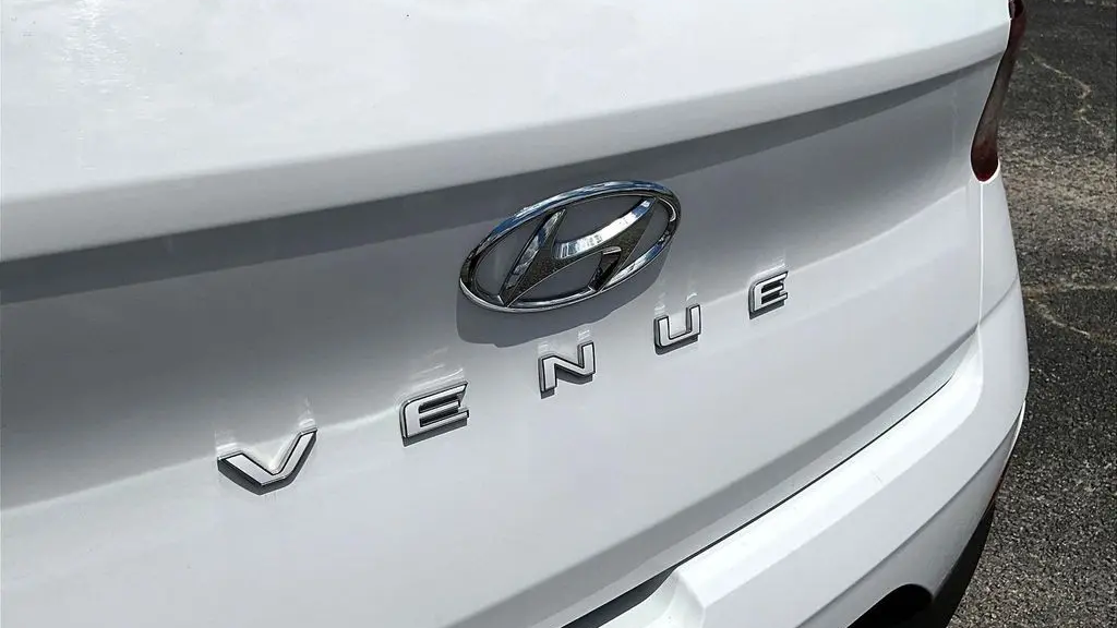 2025 Hyundai VENUE Limited
