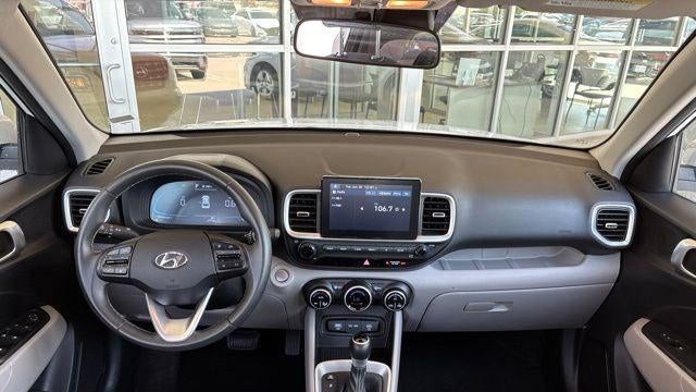 2025 Hyundai VENUE SEL