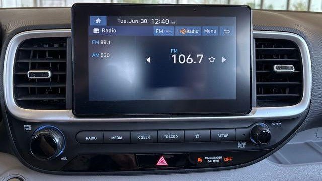2025 Hyundai VENUE SEL