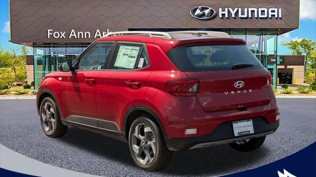 2025 Hyundai VENUE SEL