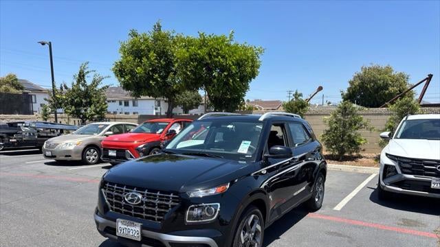Preowned 2025 Hyundai VENUE SEL for Sale