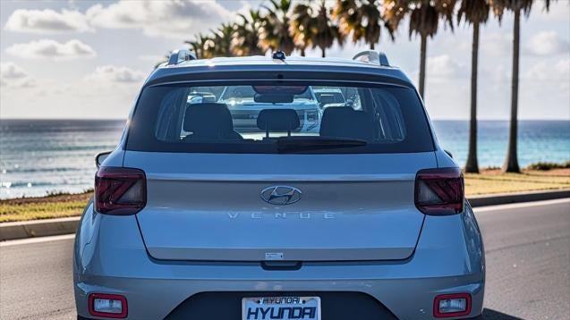 2025 Hyundai VENUE SEL