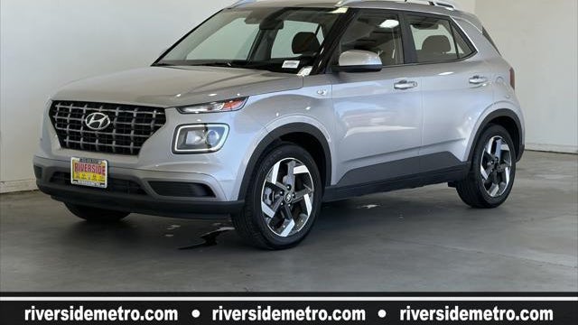 Preowned 2025 Hyundai VENUE SEL for Sale