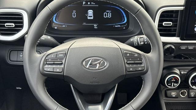2025 Hyundai VENUE Limited