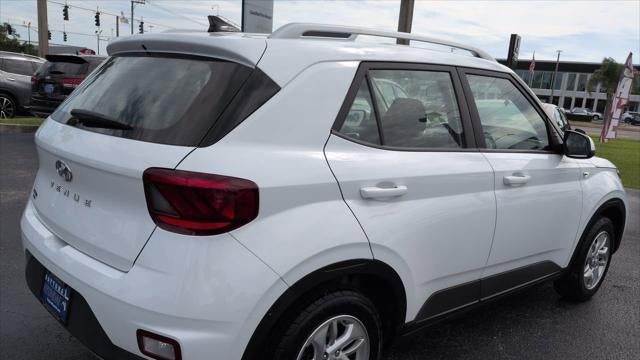 2020 Hyundai VENUE SEL