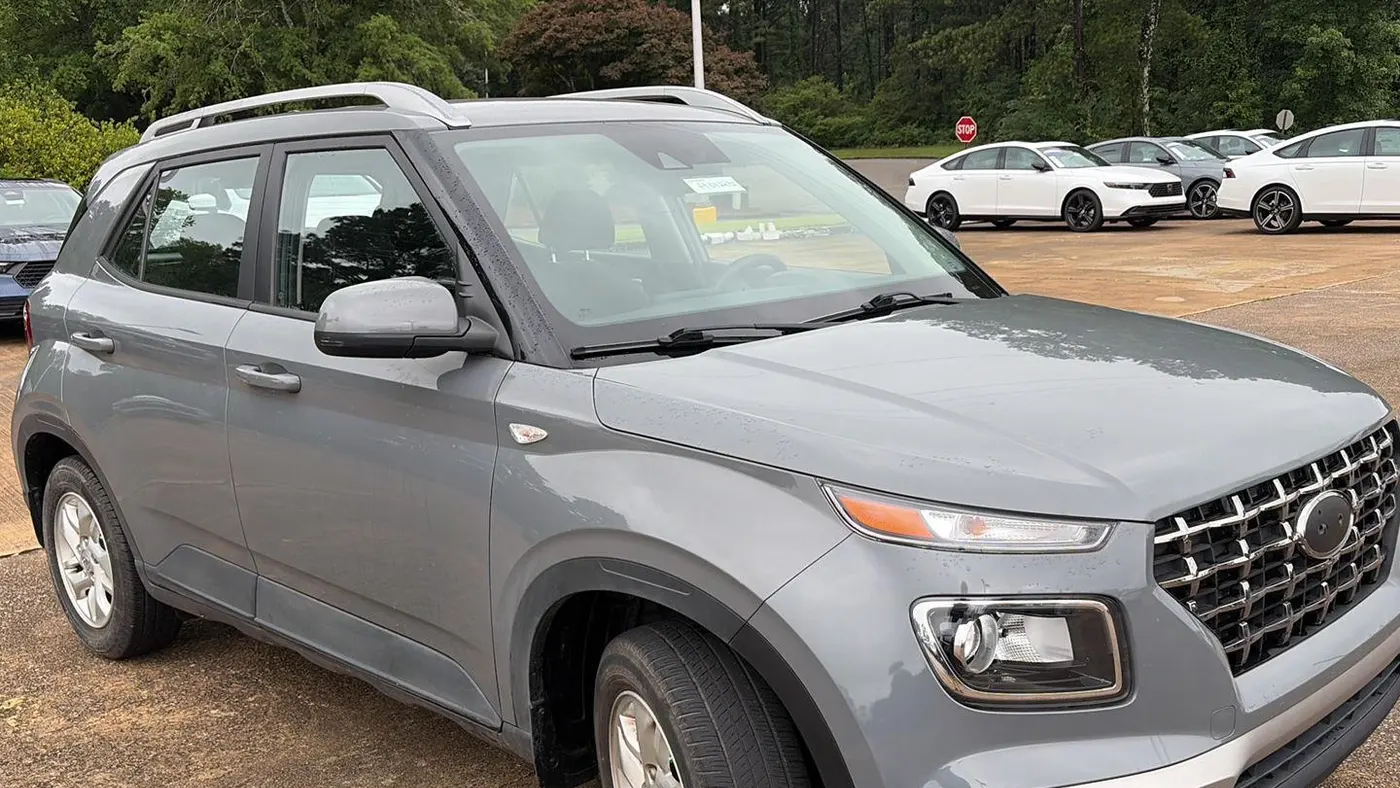 Preowned 2020 Hyundai VENUE SEL for Sale