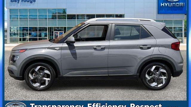 Preowned 2021 Hyundai VENUE SEL for Sale