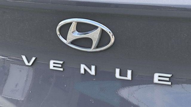2021 Hyundai VENUE SEL