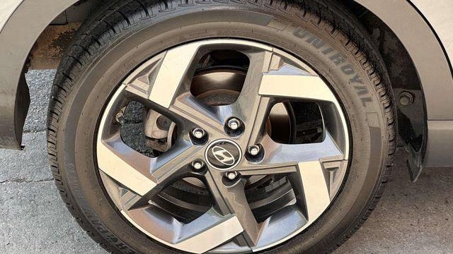 2021 Hyundai VENUE SEL
