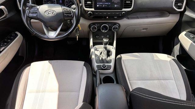 2021 Hyundai VENUE SEL