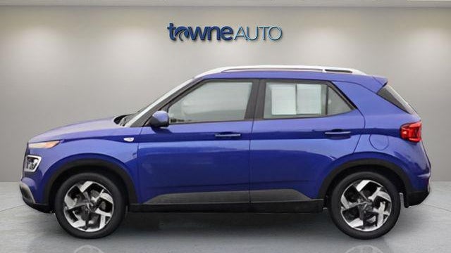 2022 Hyundai VENUE Limited