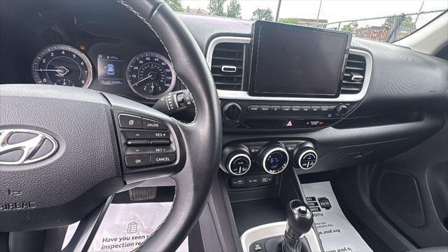 2022 Hyundai VENUE Limited