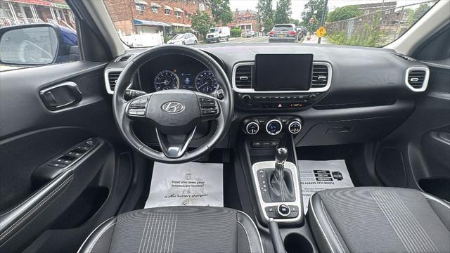 2022 Hyundai VENUE Limited