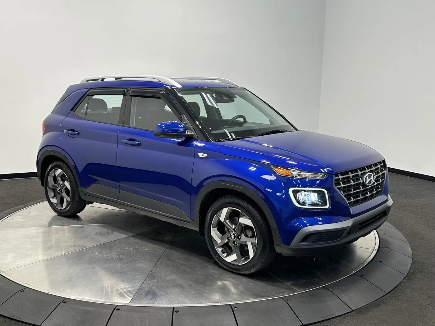 2022 Hyundai Venue - $20,495