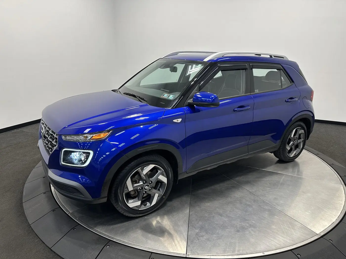 2022 Hyundai Venue - $20,495