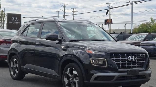Preowned 2023 Hyundai VENUE SEL for Sale