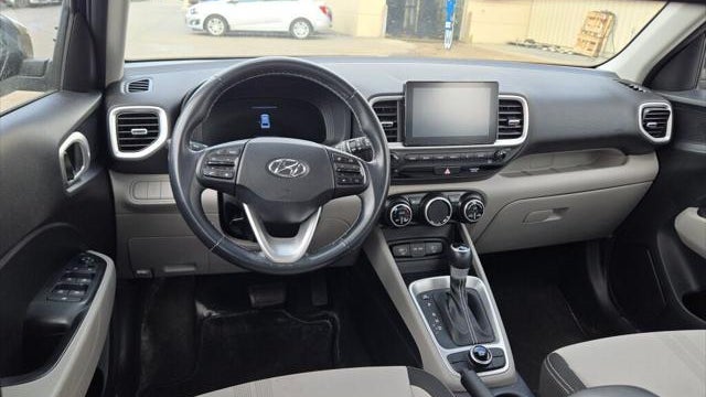 2023 Hyundai VENUE SEL