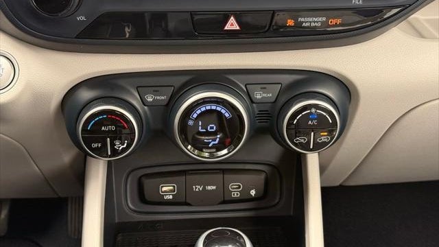 2023 Hyundai VENUE Limited