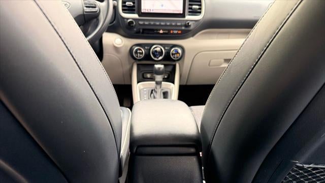 2023 Hyundai VENUE Limited