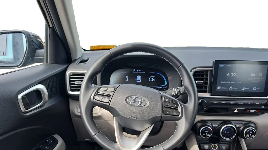 2024 Hyundai VENUE SEL